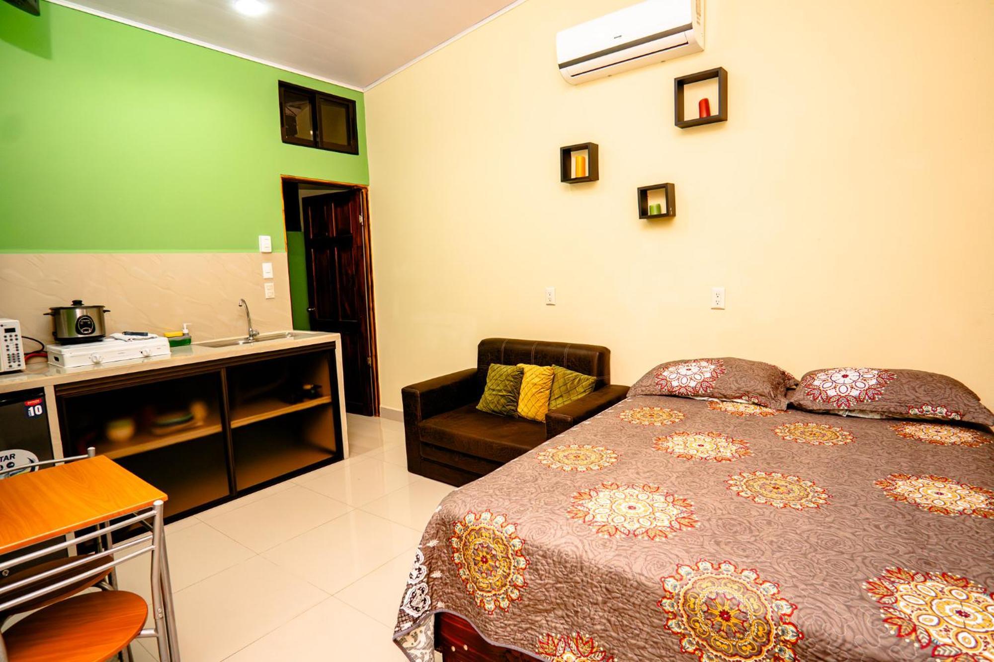 Apartamento Aliga 2 Quepos Extérieur photo